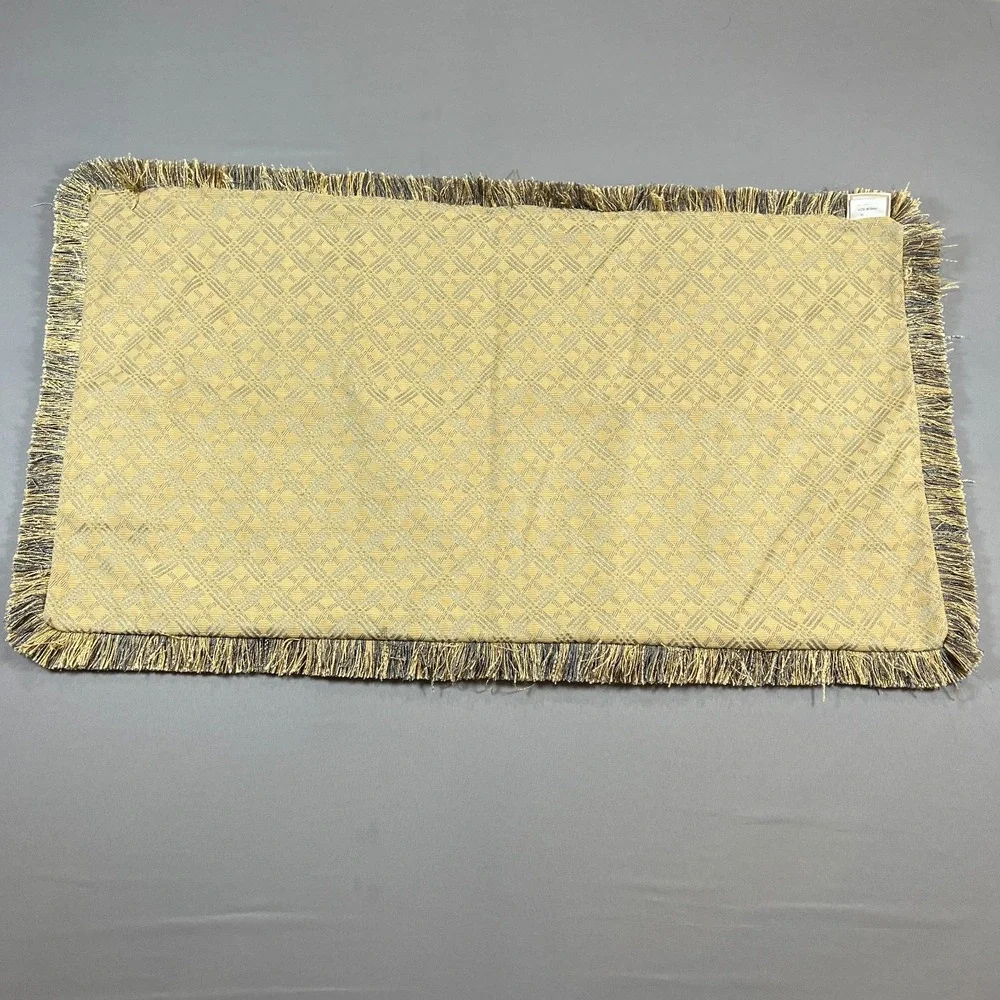 Waterford Table Runner 37